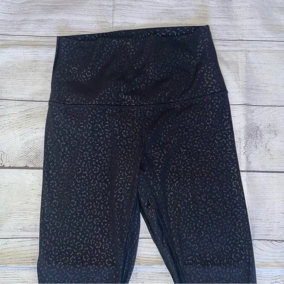 lululemon Align High Rise Legging - Picture 5 of 6